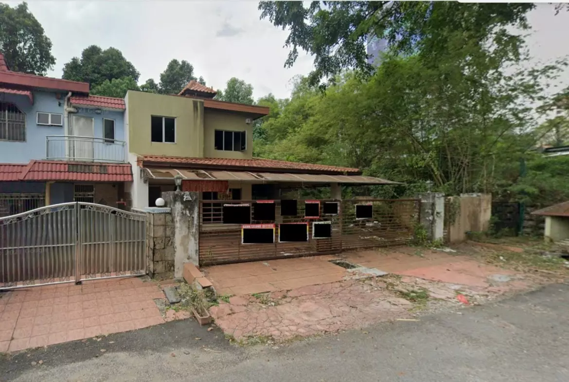 Bank Lelong 2 Storey Terrace House @ Taman Mayang, Petaling Jaya, Selangor for Auction