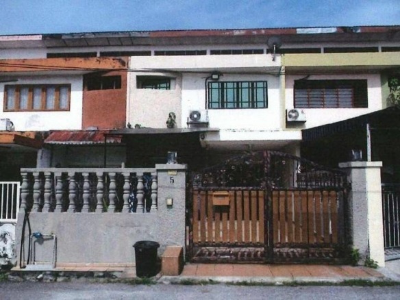 Bank Lelong 2 Storey House @ Taman Rajee, Persiaran Raja Muda Musa, Klang, Selangor for Auction
