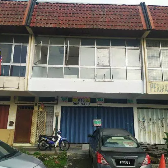 Bank Lelong 2 Storey Shop Office @ Serdang, Seri Kembangan, Selangor for Auction
