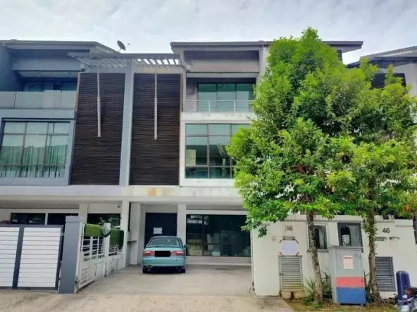 Bank Lelong 3 Storey House @ Perdana Residence 2, Batu Caves, Selangor for Auction