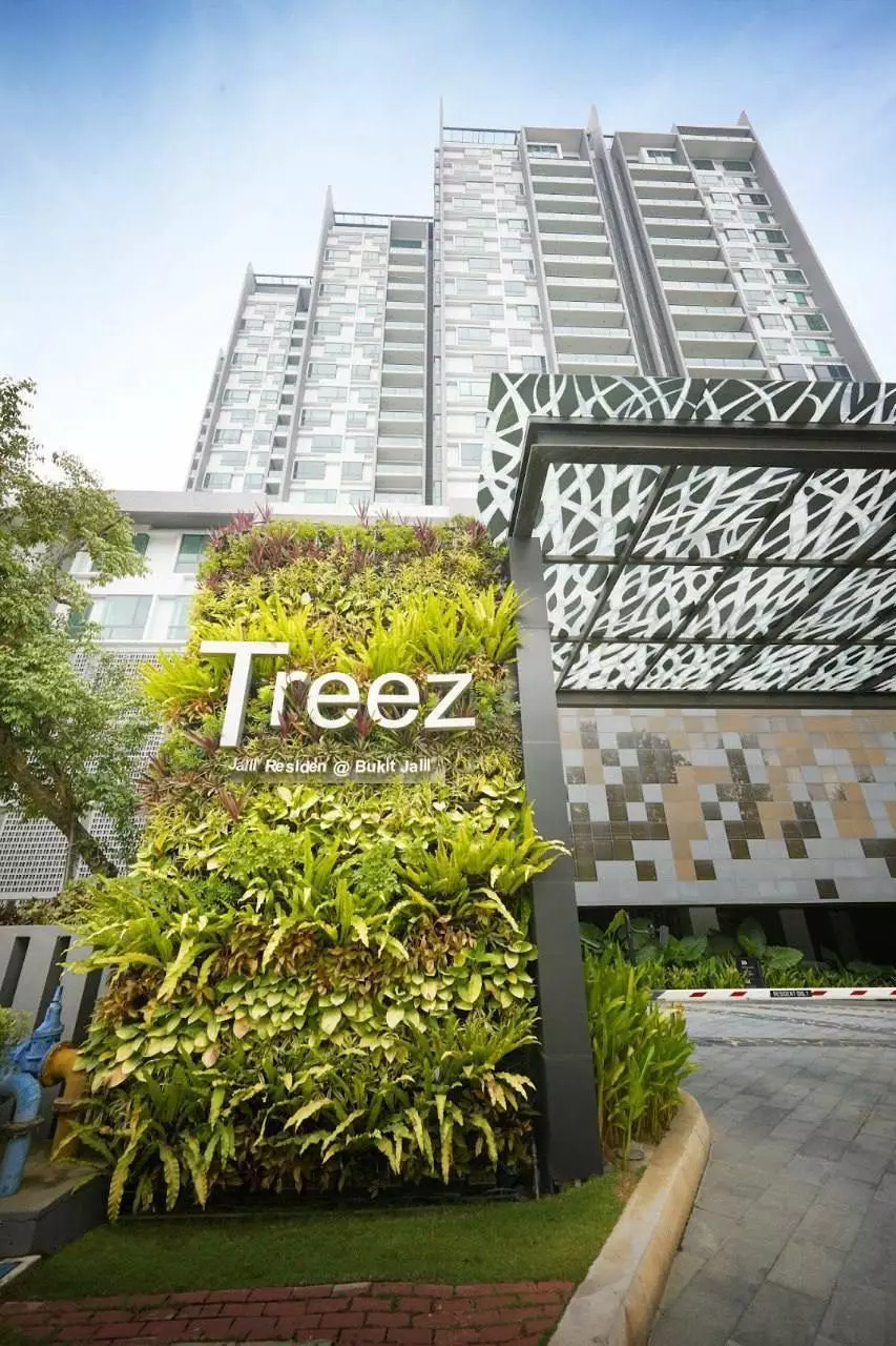 Bank Lelong Penthouse @ The Treez, Jalil Residen, Bukit Jalil, Kuala Lumpur for Auction