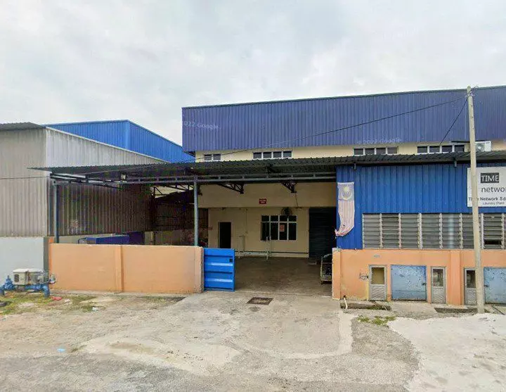 Bank Lelong 1 Storey Semi-D Factory Warehouse @ Arab Malaysian Industrial Park, Nilai, Negeri Sembilan for Auction