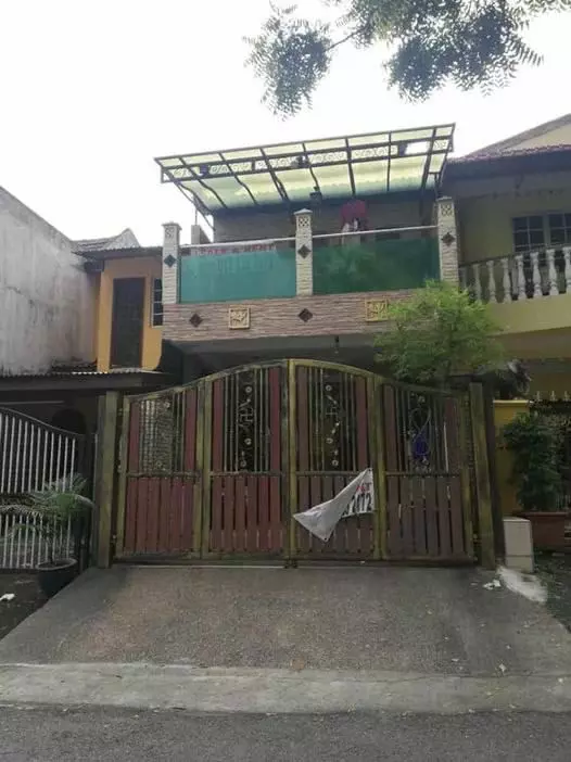 Bank Lelong 2 Storey House @ Taman Sri Gombak, Batu Caves, Selangor for Auction