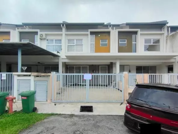 Rumah Lelong 2 Storey House @ Camellia Residence, Berenang, Semeyih, Selangor for Auction