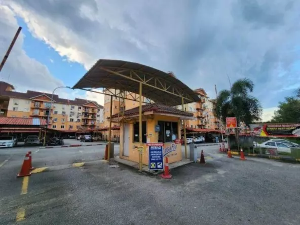 Rumah Lelong Casa Ria Apartment @ Bandar Country Homes, Rawang, Selangor for Auction