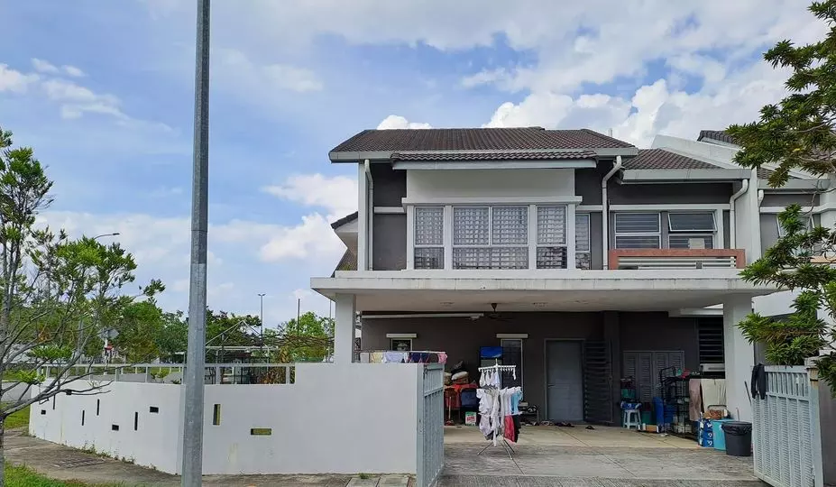 Rumah Lelong 2 Storey Corner Lot House @ Serene Heights, Semenyih, Selangor for Auction