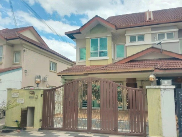 Rumah Lelong 2 Storey End Lot House @ Bandar Puteri, Klang, Selangor for Auction