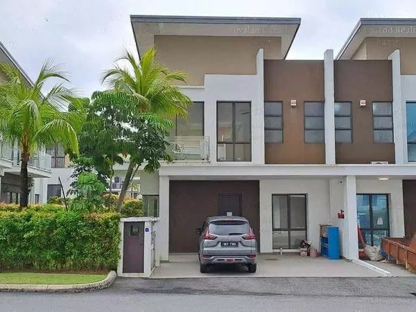 Rumah Lelong 2 Storey Semi-D House @ Diamond Residence, Semenyih, Selangor for Auction