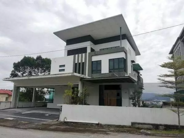 Rumah Lelong 2.5 Storey Bungalow House @ Kota Emerald, Rawang, Selangor for Auction 2