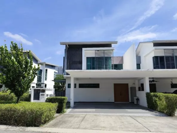 Rumah Lelong 3 Storey Semi-D House @ Sejati Residences, Cyberjaya for Auction