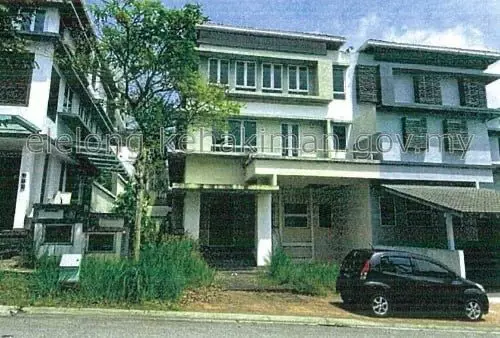 Rumah Lelong 3 Storey Semi-D House @ The Rafflesia, Damansara Perdana, Petaling Jaya, Selangor for Auction