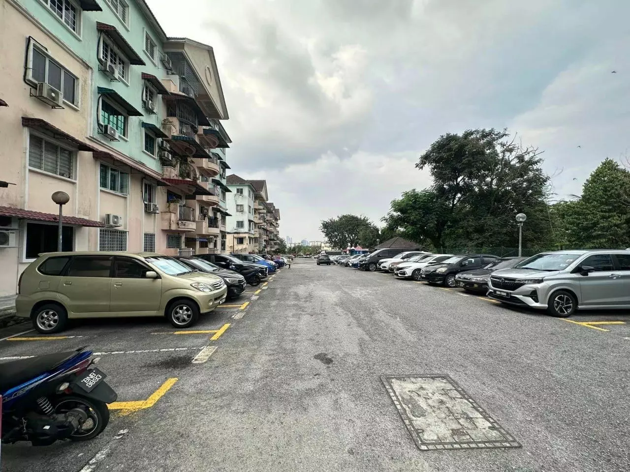 Rumah Lelong Apartment Mawar @ Kinrara Industrial Park, Puchong, Selangor for Auction 4