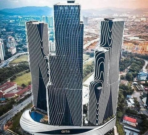 Rumah Lelong Arte @ Mont' Kiara, Kuala Lumpur for Auction