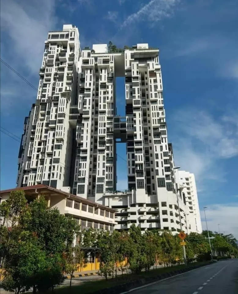 Rumah Lelong Icon Residence @ Dutamas, Mont’ Kiara, Kuala Lumpur for Auction 2
