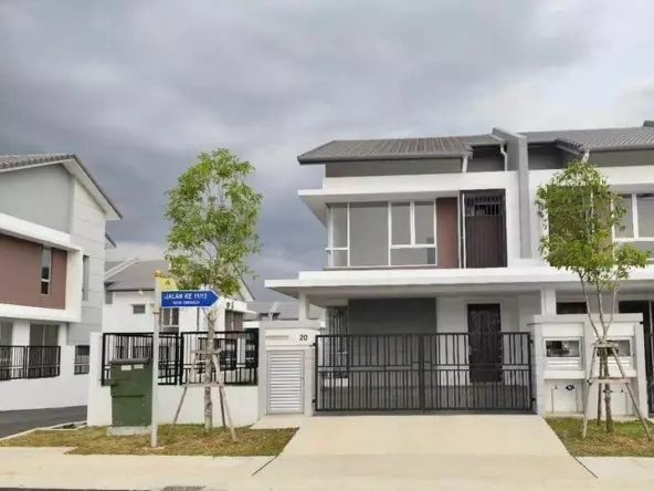 Rumah Lelong 2 Storey End Lot House @ Kota Emerald, Rawang, Selangor for Auction