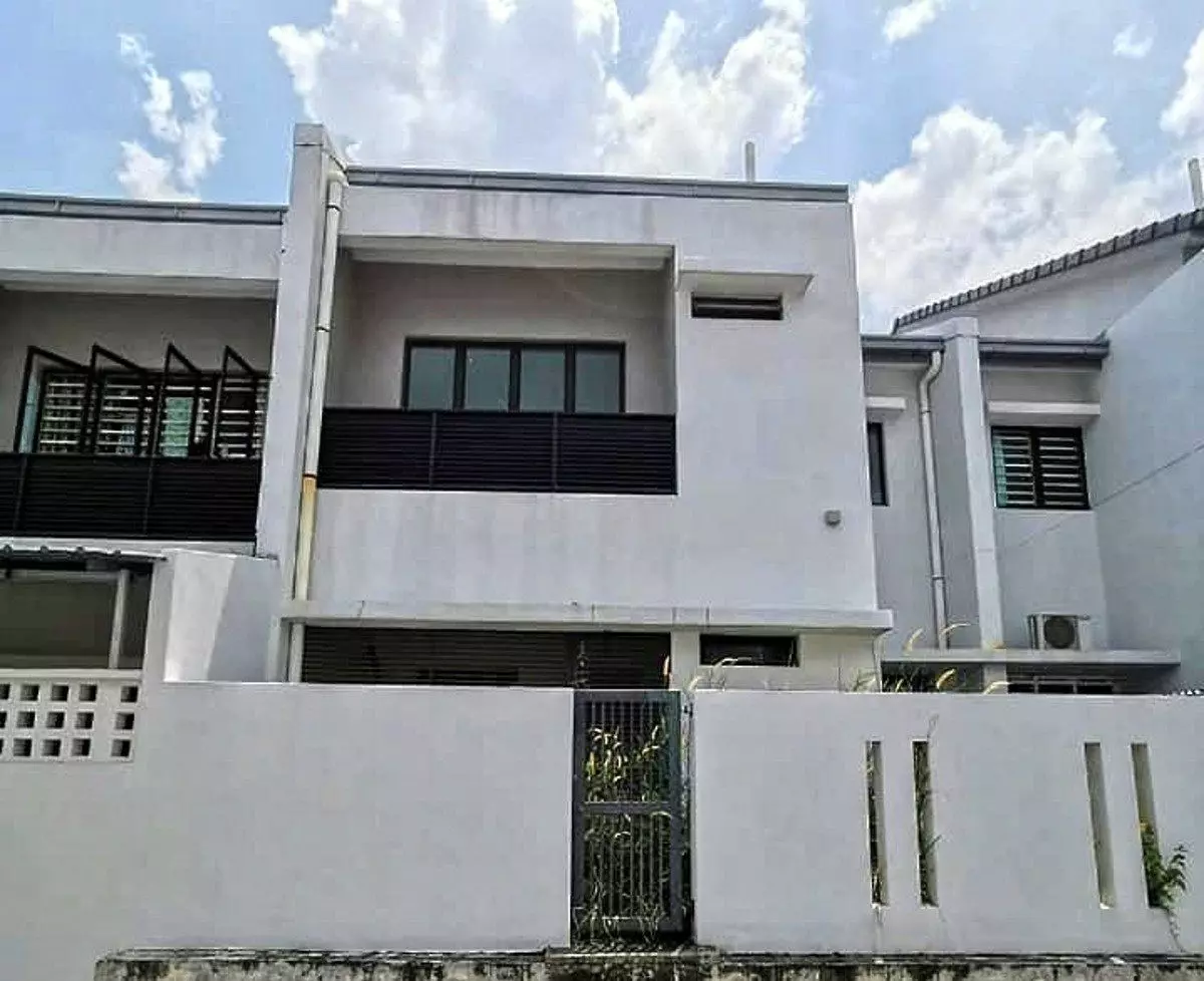 Rumah Lelong 2 Storey House @ Laman Delfina, Nilai Impian, Nilai, Negeri Sembilan for Auction 3