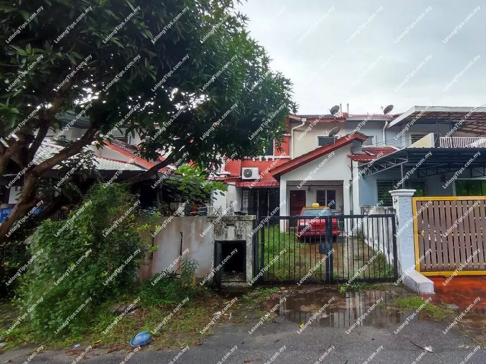 Rumah Lelong 2 Storey House @ Pulau Indah, Port Klang, Klang, Selangor for Auction