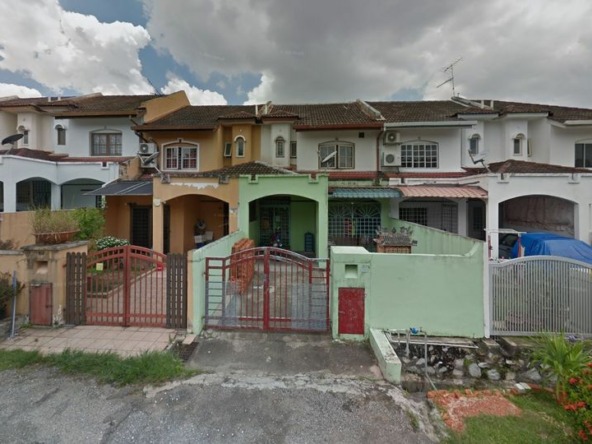 Rumah Lelong 2 Storey House @ UEP Subang Jaya, Selangor for Auction