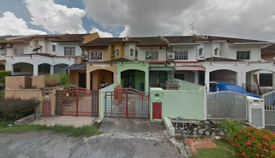 Rumah Lelong 2 Storey House @ UEP Subang Jaya, Selangor for Auction