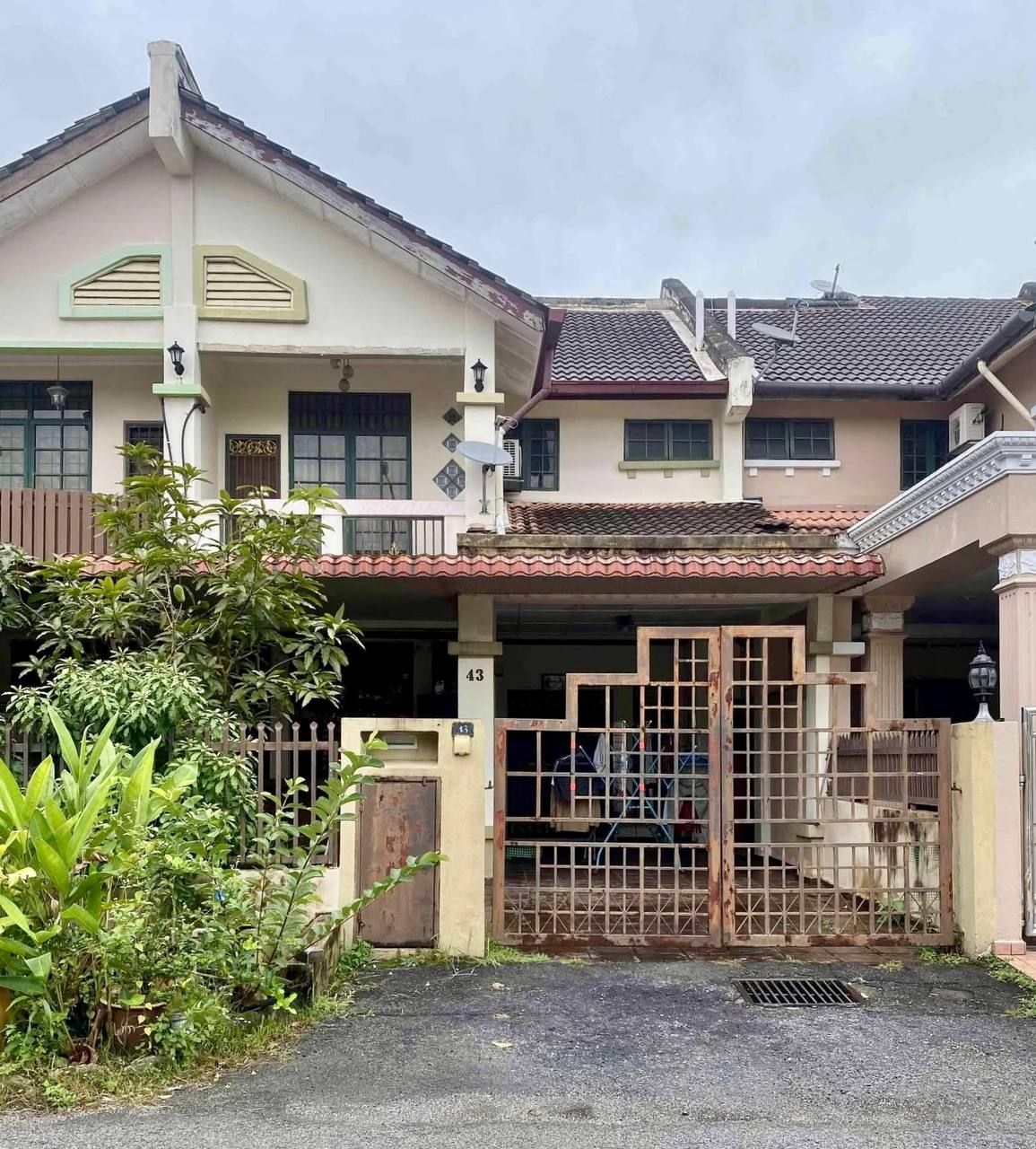 Rumah Lelong 2 Storey House (No. 43) @ Bandar Tun Hussein Onn, Cheras, Selangor for Auction Rumah Lelong 2 Storey House (No. 43) @ Bandar Tun Hussein Onn, Cheras, Selangor for Auction