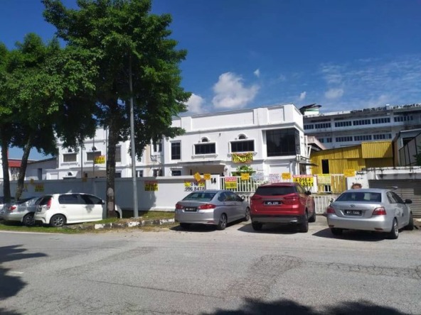 Rumah Lelong 2 Storey Semi-D Factory @ Taman Sains Selangor 1, Petaling Jaya, Selangor for Auction
