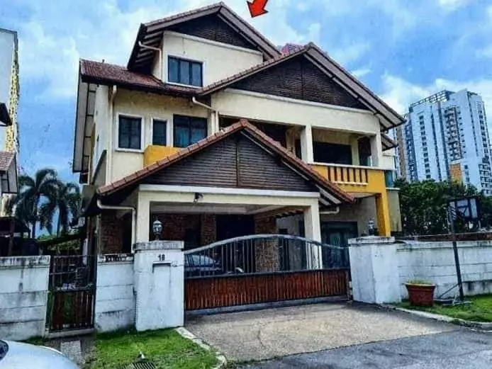 Rumah Lelong 2.5 Storey Bungalow House @ Sunway Utama, Bandar Sunway, Subang Jaya, Selangor for Auction