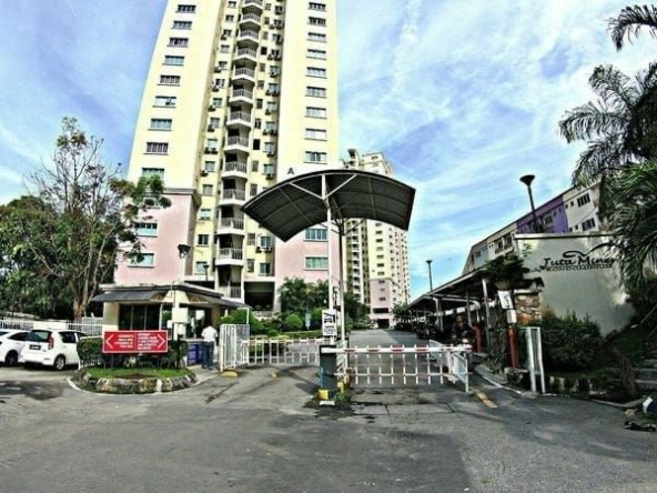 Rumah Lelong Juta Mines Condominium @ Belakong, Seri Kembangan, Selangor for Auction