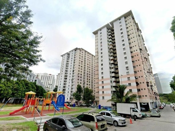 Rumah Lelong Pelangi Damansara @ Kota Damansara, Petaling Jaya, Selangor for Auction