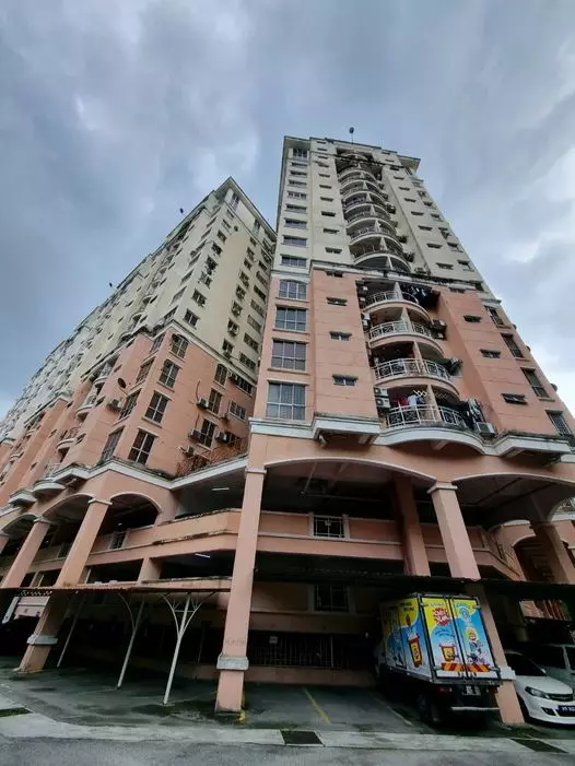 Rumah Lelong Vista Saujana @ Kepong, Kuala Lumpur for Auction