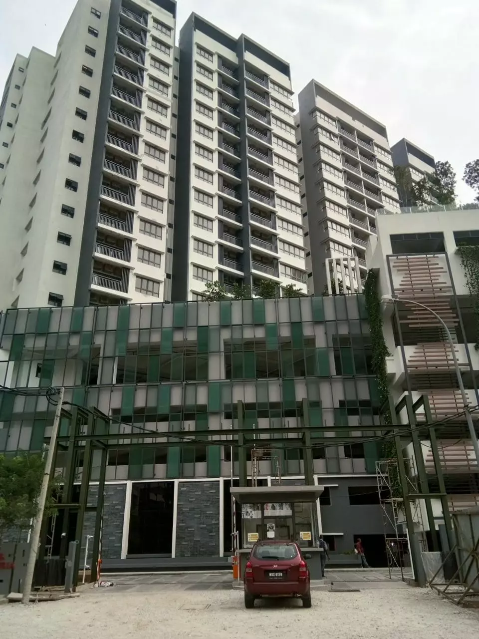 Rumah Lelong Suria Residence @ Bukit Jelutong, Shah Alam, Selangor for Auction