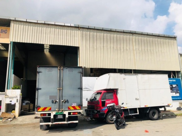 Factory Lelong 1.5 Storey Semi-D Factory (No. 3) @ Taman Belakong Jaya, Belakong, Seri Kembangan, Selangor for Auction