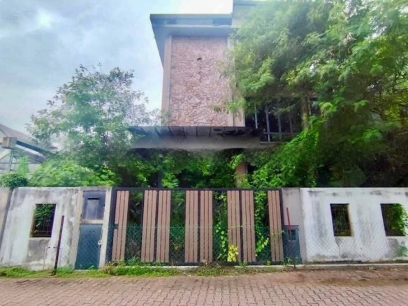 Rumah Lelong 3 Storey Bungalow House (No. 66648) @ Country Heights, Kajang, Selangor for Auction