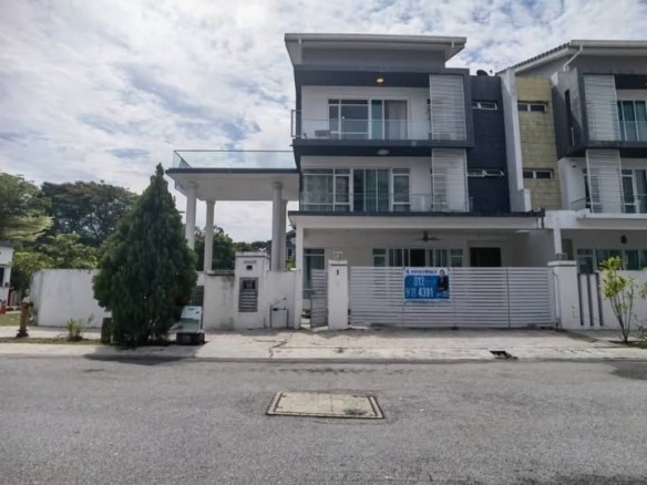 Rumah Lelong 3 Storey Corner Lot Semi-D House (No. 1) @ Cassia Grove, Bandar Mahkota Cheras, Cheras, Selangor for Auction
