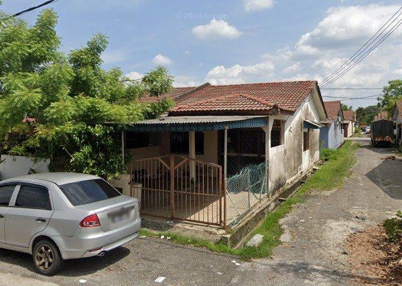 Rumah Lelong 1 Storey End Lot House (No. 26) @ Taman Sentosa, Klang, Selangor for Auction