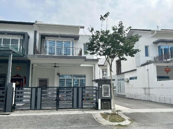 Rumah Lelong 2 Storey End Lot House ( No. 28 ) @ Taman Putra Prima, Puchong, Selangor for Auction