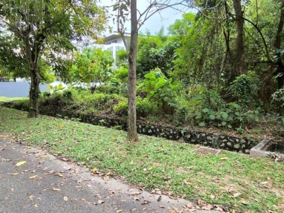 Bungalow Land Auction Bungalow Land with Terrace House (No. 2) @ Putra Heights, Subang Jaya, Selangor for Auction