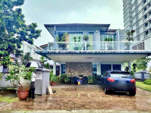 Rumah Lelong 2 Storey Bungalow House (No. 10) @ Bayu Villas, Bukit Rimau, Kota Kemuning, Shah Alam, Selangor for Auction