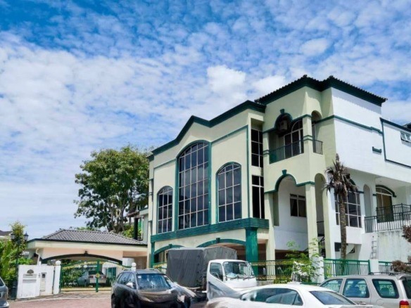 Rumah Lelong 2.5 Storey Semi-D House (No. 19) @ Puncak Perdana, Perdana Heights, Taman Cheras Perdana, Cheras, Selangor for Auction