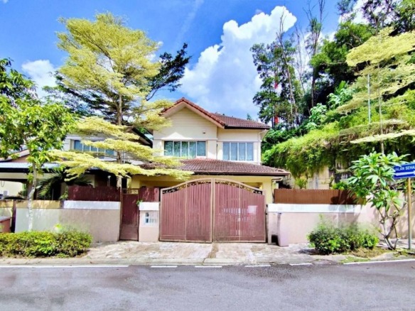 House For Auction 2 Storey Semi-D House (No. 19) @ Bayu Perdana, PJU 5, Kota Damansara, Petaling Jaya, Selangor for Auction