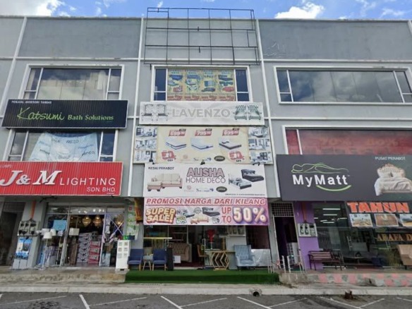 Kedai Lelong 3 Storey Shop Office (No. 2) @ Pusat Perniagaan Wira, Nilai, Negeri Sembilan for Auction