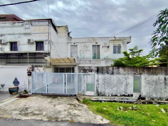 Rumah Lelong 2 Storey Corner Lot Semi-D House (No. 1) @ Damansara Jaya, Petaling Jaya, Selangor for Auction