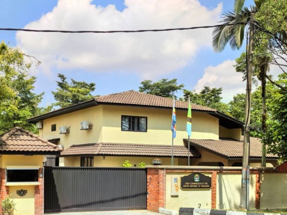 Rumah Bungalow 2 Storey Bungalow House (No. 9) @ Taman U Thant, KL City, Kuala Lumpur for Auction