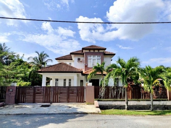 Rumah Bungalow Lelong Bungalow House (No. 14) @ Pantai Sepang Putra, Sungai Pelek, Sepang, Selangor for Auction