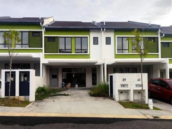 Rumah Lelong 2 Storey House (No. 39) @ Residensi Lambaian Dua, Kajang, Selangor for Auction