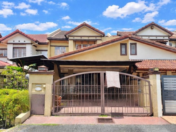 Rumah Lelong 2 Storey House (No. 11) @ Sime UEP Homes, USJ 23, Subang Jaya, Selangor for Auction