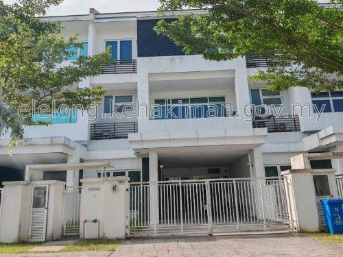 Rumah Lelong 3 Storey House (No. 12) @ Bukit Jelutong, Shah Alam, Selangor for Auction