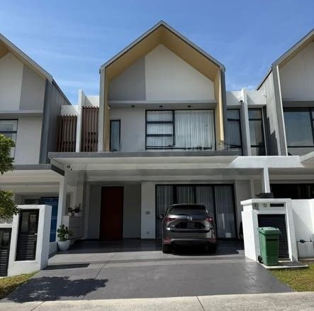 Rumah Lelong 2 Storey House ( No. 8 ) @ Jade Hills, Kajang, Selangor for Auction