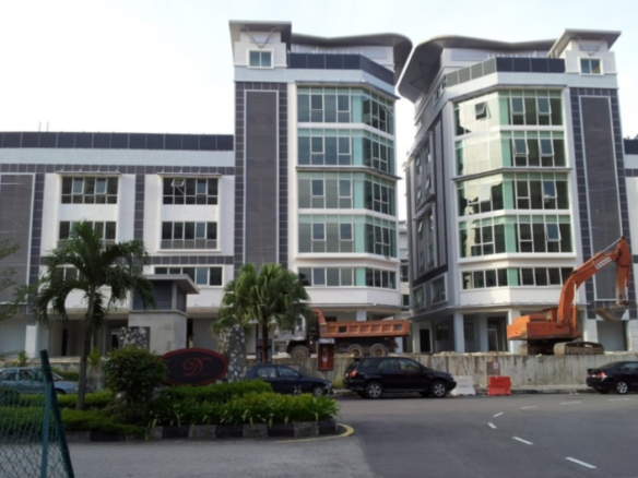 Opis Lelong Shop Office (Nos. D-G-8, D-1-8, D-2-8, D-3-8, D-3A-8, D-5 & M-8) @ Kelana Parklane Business Hub, Kelana Jaya, Petaling Jaya, Selangor for Auction